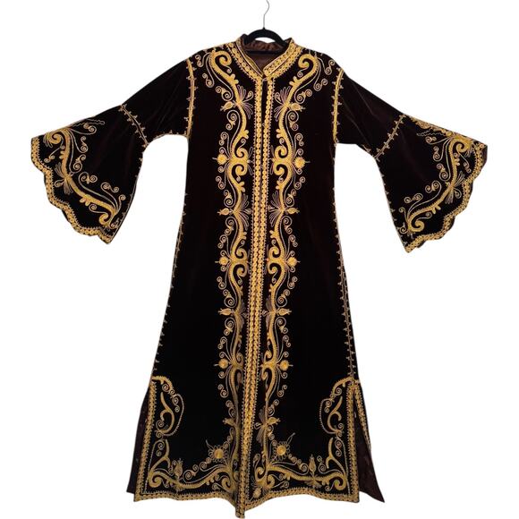 Vintage Moroccan Brown Velvet Kaftan with Gold Embroidery Robe medium - Picture 3 of 17